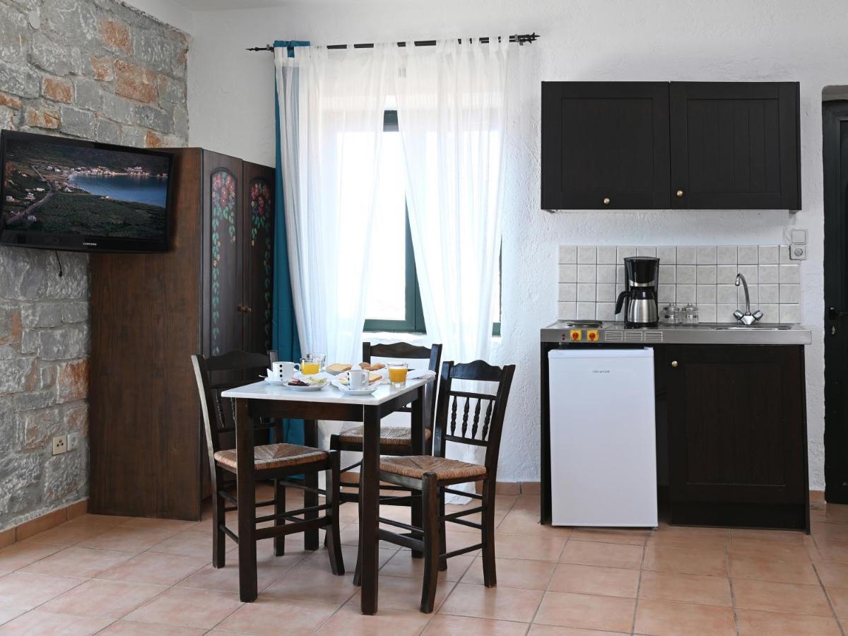 Néon Oítilon Selana Studios מראה חיצוני תמונה